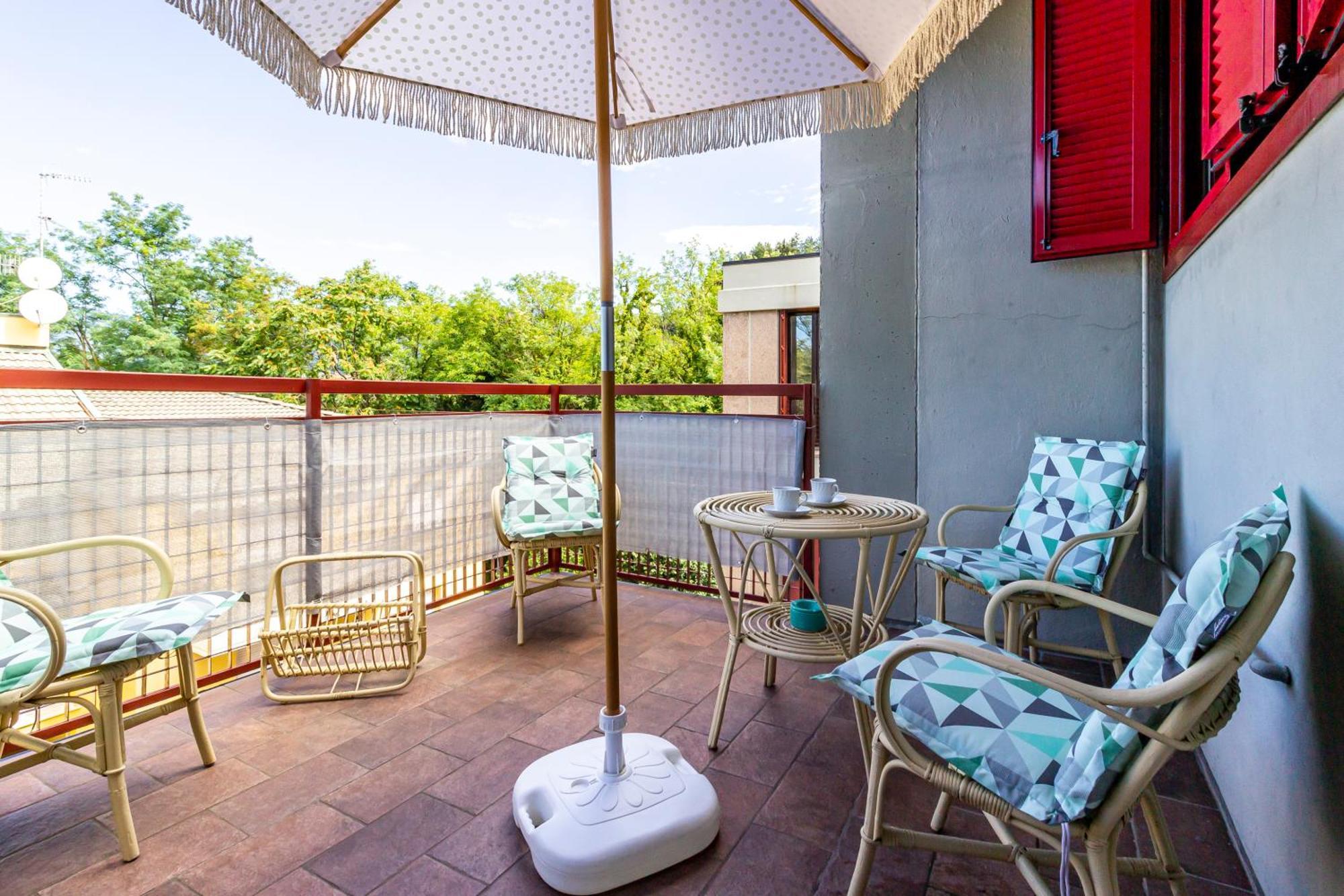 Parking & Terrace - Large 90 Mq - Self Check-In & Remote Access Apartment Como Exterior photo