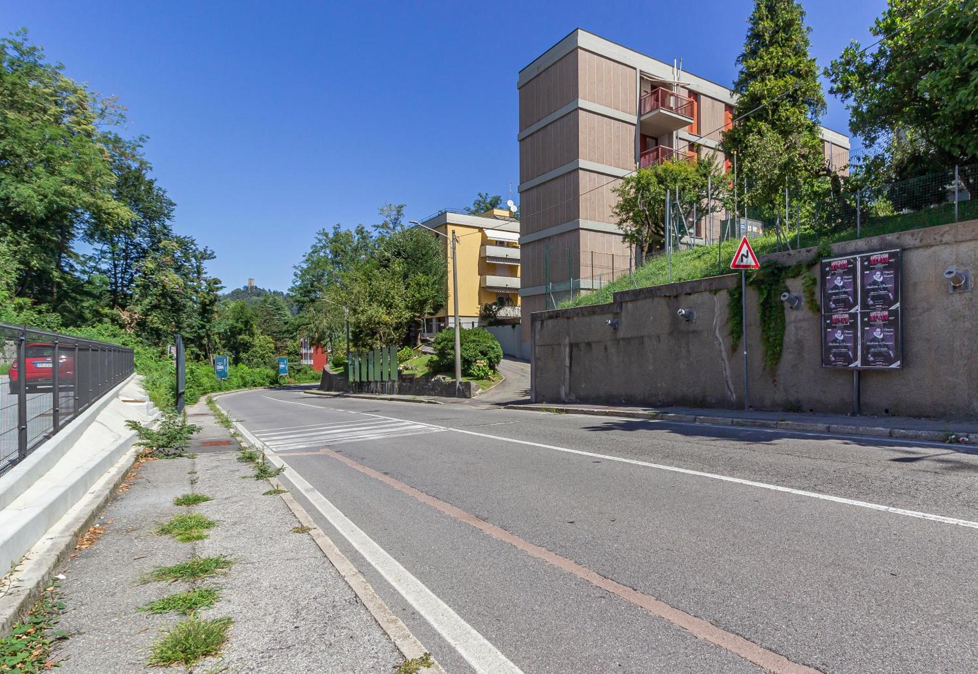 Parking & Terrace - Large 90 Mq - Self Check-In & Remote Access Apartment Como Exterior photo